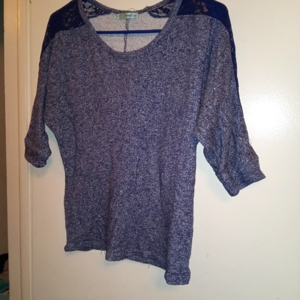 Sweat shirt